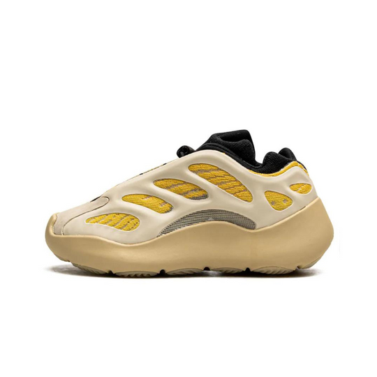 Yeezy 700 V3 Infants 'Safflower'