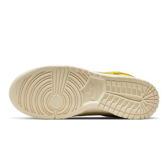 Nike Dunk Low WMNS 'Banana'