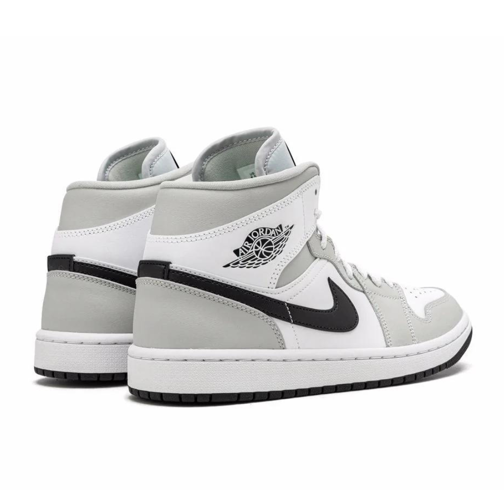 Jordan 1 Mid WMNS 'Light Smoke Grey'