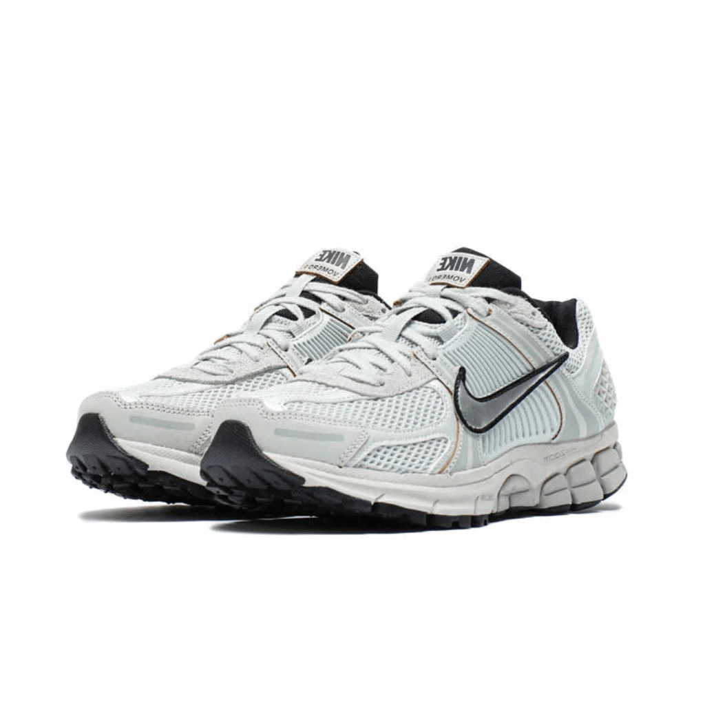Nike Vomero 5 WMNS 'Light Silver Chrome'