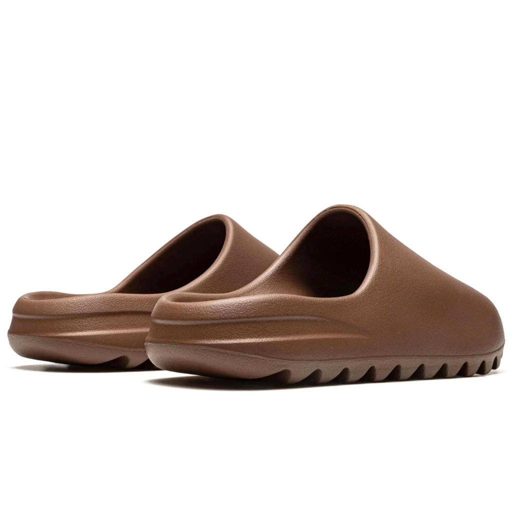 Yeezy Slides 'Flax'